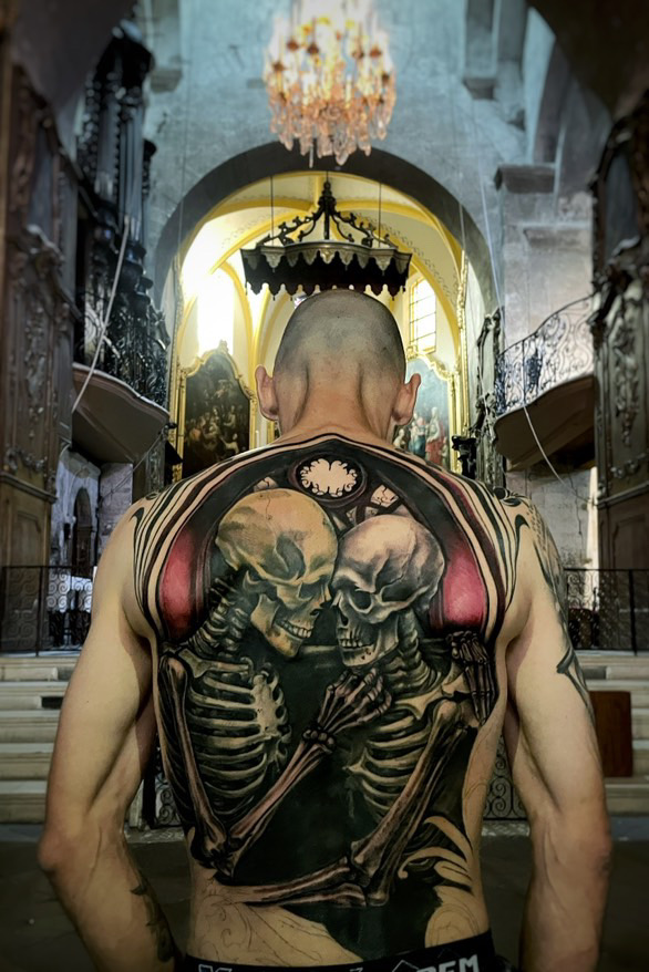 E269EABE-E3F2-455D-978F-20331C6BECA8